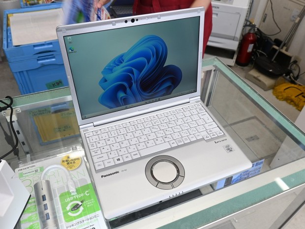 Let's note SV9 第10世代i5 256GB オフィス付き 小型軽量 パナソニック