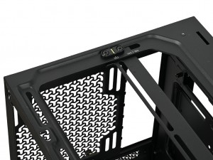 CORSAIR「FRAME 4500X」