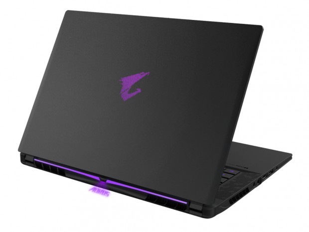 GeForce RTX 5090とRyzen 9955HX3D搭載の薄型ゲーミングノートPC、GIGABYTE「AORUS MASTER 16」