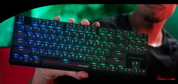 Cherry初の磁気スイッチキーボード「MX 8.2 Pro TMR」がCHERRY XTRFY