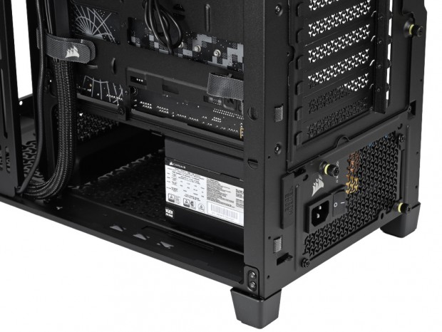 CORSAIR「FRAME 4500X」