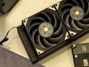 CES 2026 ASRock初のAIO水冷クーラー