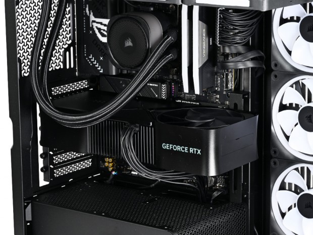 CORSAIR「FRAME 4500X」