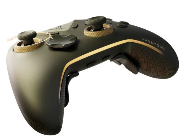 ホールエフェクトスティック採用ハイエンドゲームコントローラー