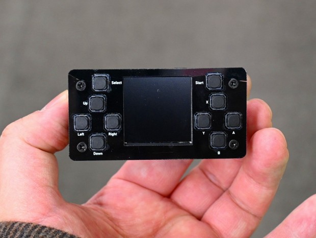 アキバ取材班) ラズパイZeroと合体して超小型ゲーム機になる「GamePi13