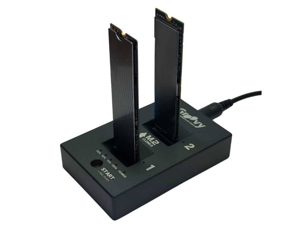 PCレスでM.2 SSDのクローンが作成できるスタンド、タイムリー「M.2