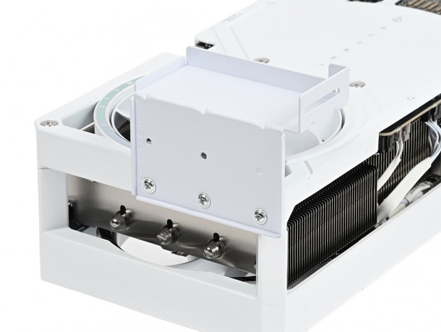 ASUS「PRIME AP303」