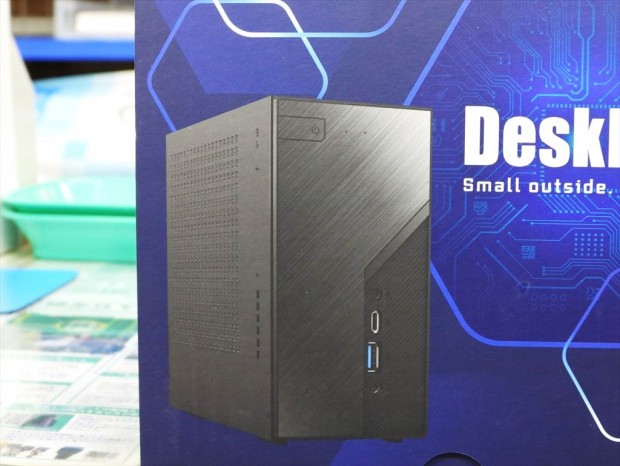 ASRock「DeskMini B860」発売