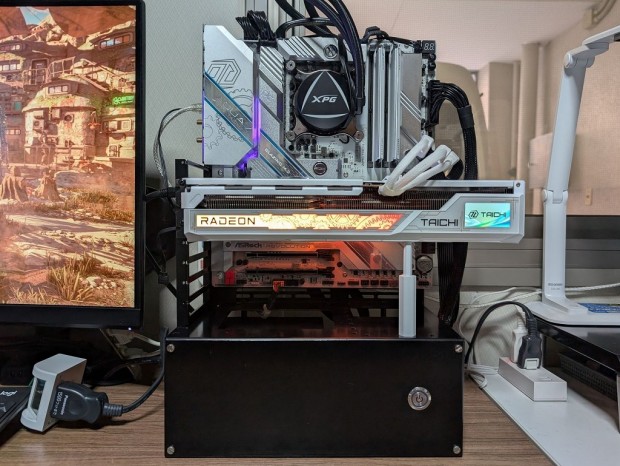 AMD Radeon RX 9070 XT Taichi White 16GB OC