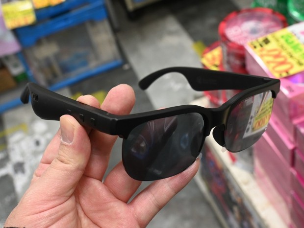 スマートサングラス