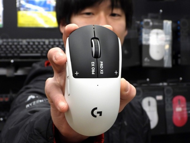 クリックをカスタムするという新境地。実は握りの自由度も高める革命マウス、ロジクール「PRO X2 SUPERSTRIKE」