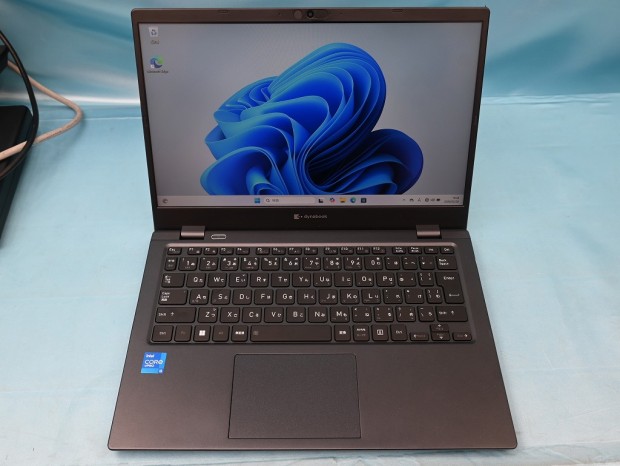 dynabook G83/HU