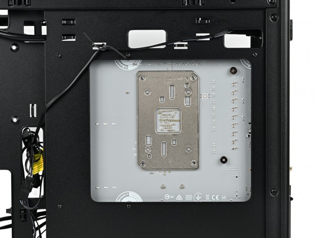 Okinos「MiniArt 4」CPUクーラーメンテナンスホール