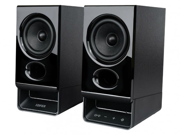 6種のライトエフェクトでデスクを彩る。EDIFIERの3系統入力対応スピーカー「R20BT」