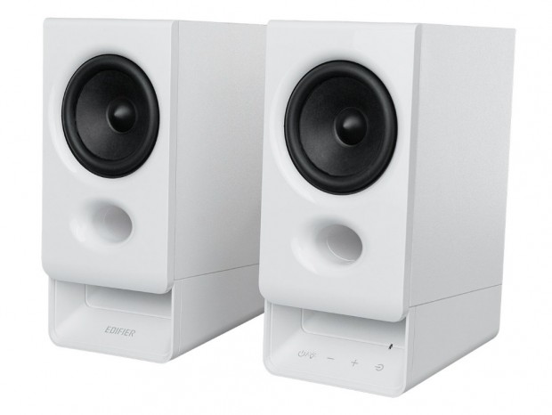 6種のライトエフェクトでデスクを彩る。EDIFIERの3系統入力対応スピーカー「R20BT」