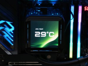 Phantom Gaming 360 LCD