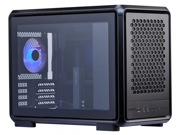 Cooler Master、縦・横設置に対応するミニタワーPCケース「MasterFrame 400 Mesh」発売