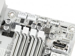 X870E AORUS MASTER X3D ICE