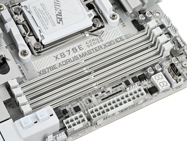 X870E AORUS MASTER X3D ICE