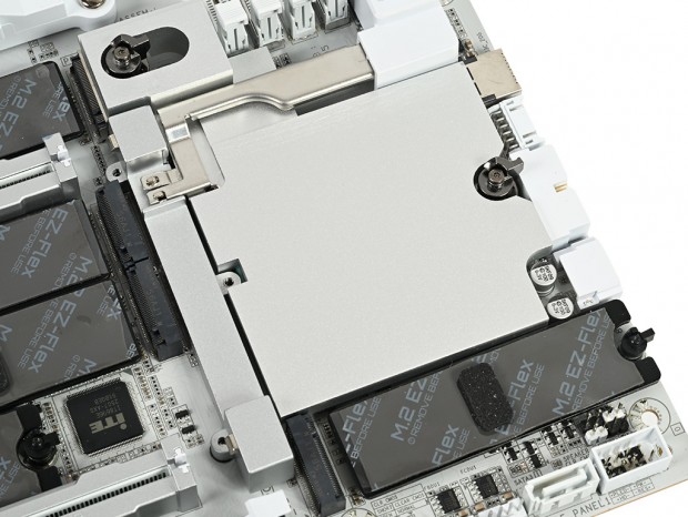 X870E AORUS MASTER X3D ICE