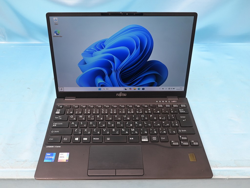 お買い得中古品情報) 第11世代i7＆メモリ32GB搭載でLTE対応の
