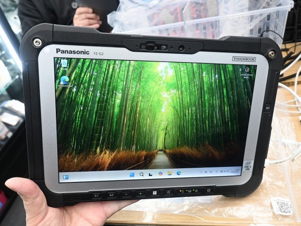 美品 TOUGHBOOK FZ-G2ABHBXKJ 第10世代 i5 WUXGA パナソニック TOUGHBOOK FZ-G2 FZ-G2NBMBXAJ 価格比較 - 価格.com