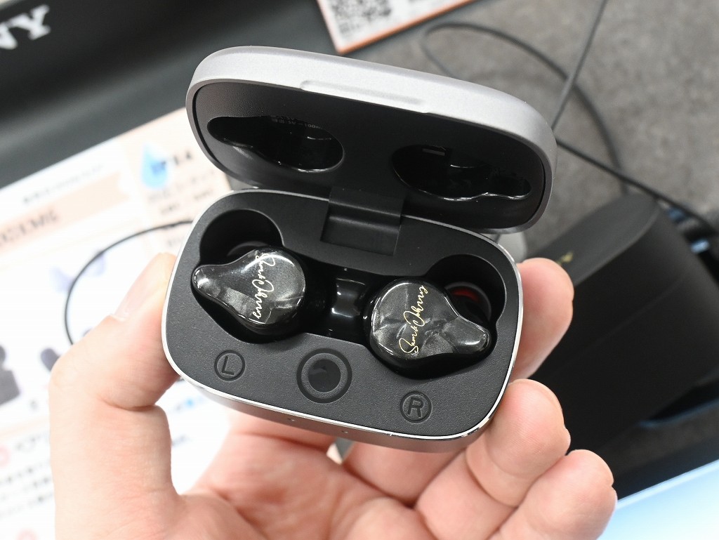 アキバ取材班) 特性の異なる3ドライバーを搭載したワイヤレスイヤホン