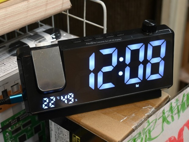 Projection Clock