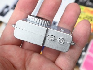 液晶付きミニデジタルカメラ vogue