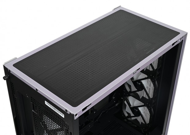 InWin「DLITE」