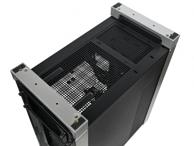 InWin「DLITE」