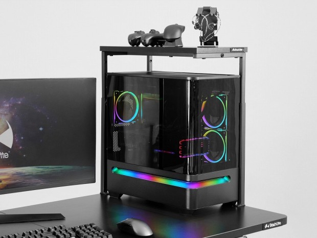 Bauhutte、デスクに置いたPCの上部空間を収納スペースに変える「PC上ラック」