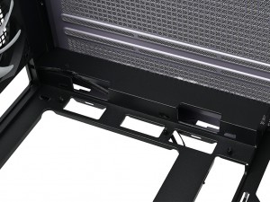 InWin「DLITE」