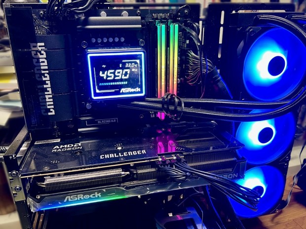 最新Core Ultra Plusを安定運用。ASRock「B860 Challenger WiFi」は