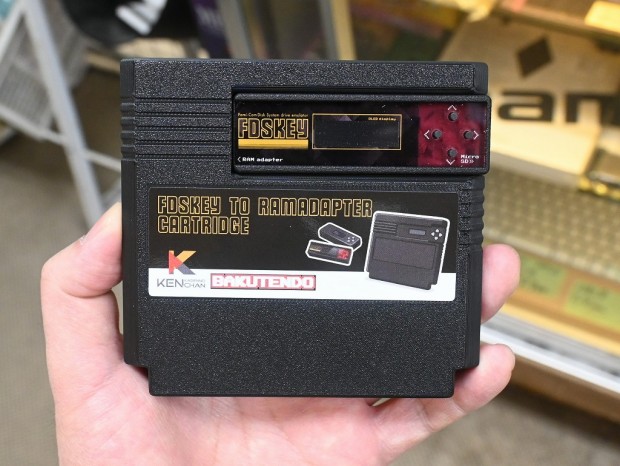 アキバ取材班) ファミコンディスクシステムをカセット化してしまう