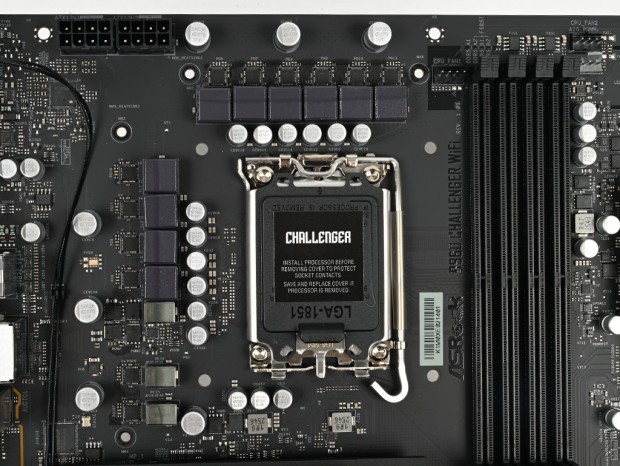 最新Core Ultra Plusを安定運用。ASRock「B860 Challenger WiFi」は