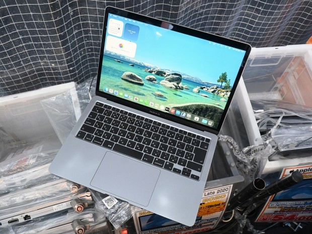 お買い得中古品情報) M1搭載の「MacBook Air (2020)」が税込34,000円