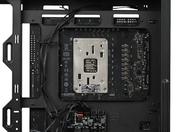 InWin「DLITE」