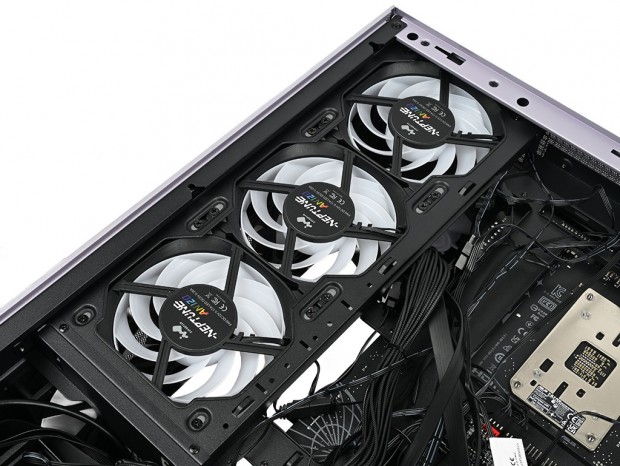 InWin「DLITE」