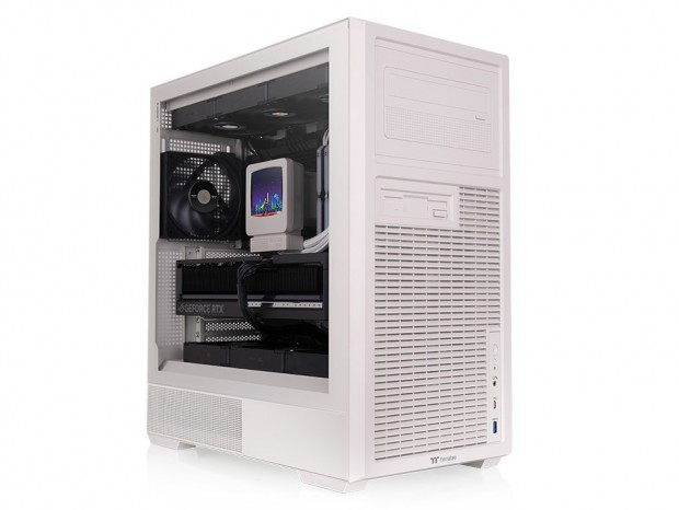 Thermaltake、レトロデザインのPCケース「Retro 360 TG」＆「Retro 260