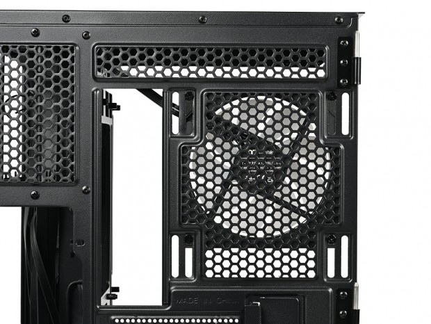 Thermaltake「Vision 330 CR ARGB」
