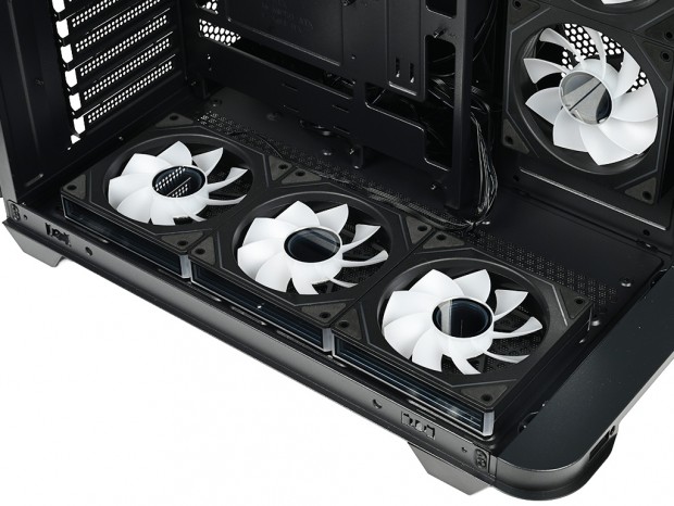 Thermaltake「Vision 330 CR ARGB」