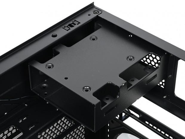 Thermaltake「Vision 330 CR ARGB」