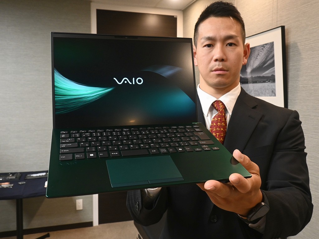 メディア向け内覧会) 最大Core Ultra X7 358Hを搭載するVAIOビジネス