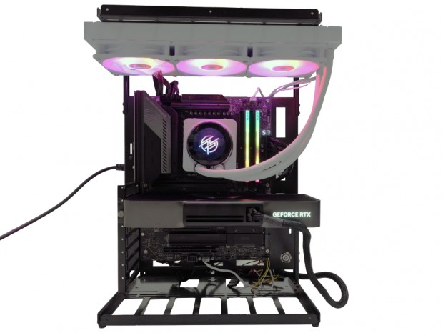 Ryzen 9 9950X3D2の性能を引き出す質実剛健モデル。MSI「MAG X870E
