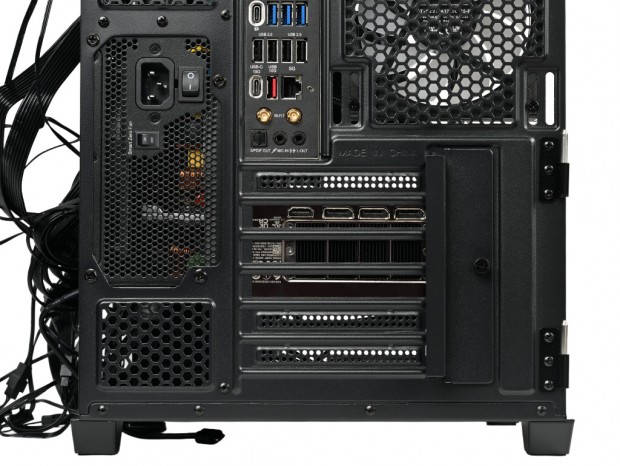 Thermaltake「Vision 330 CR ARGB」