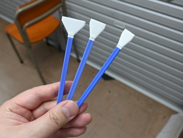 CAMERA SENSOR CLEANING SWAB