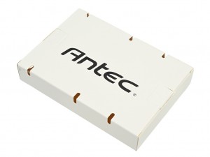 Antec「P7S」