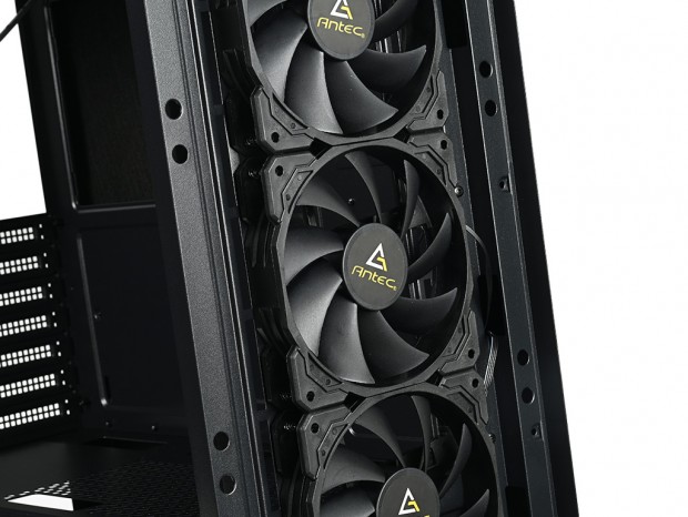 Antec「P7S」