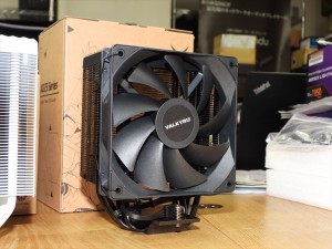 Valkyrie製の空冷CPUクーラー
